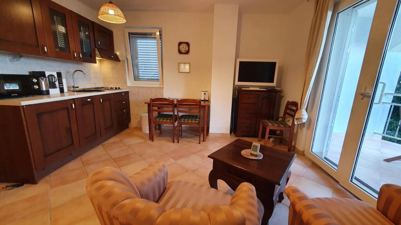 Sea Side Apartments 4* Novi Vinodolski Eksteriør bilde